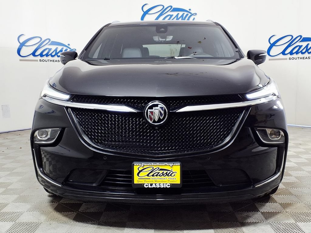 Used 2022 Buick Enclave Essence w/ Sport Touring Edition FWD image 3