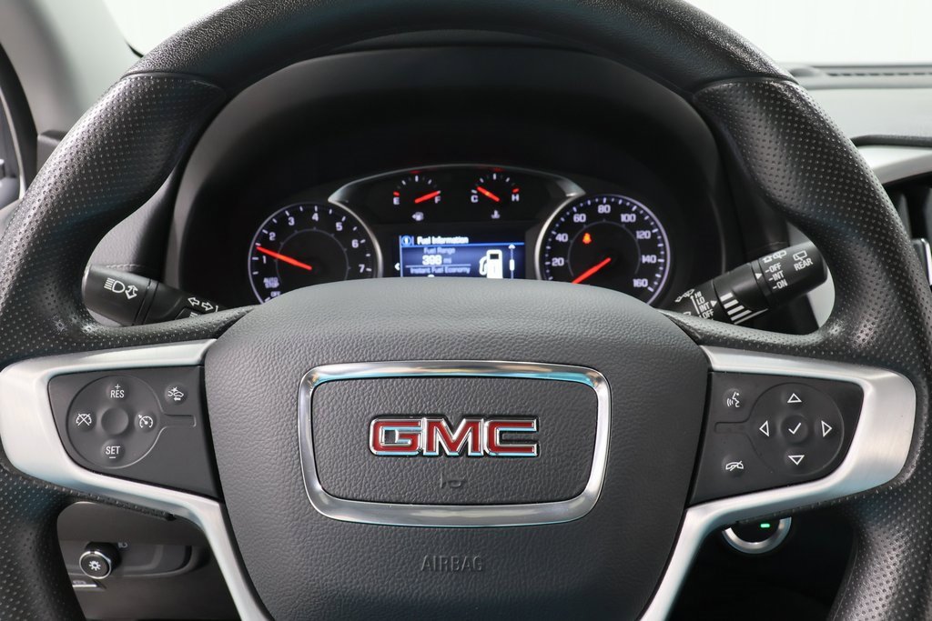 Used 2024 GMC Terrain SLE image 11