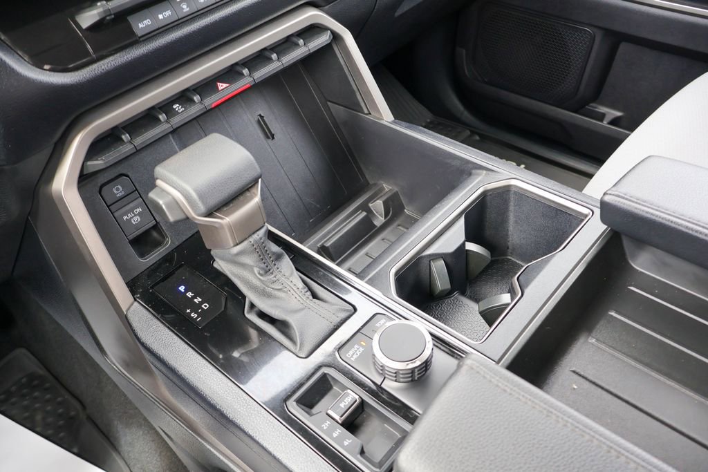 Used 2023 Toyota Tundra SR5 w/ SR5 Convenience Package AWD/4WD image 16