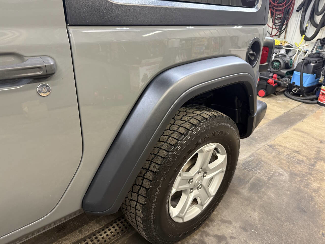 Used 2019 Jeep Wrangler Sport image 20