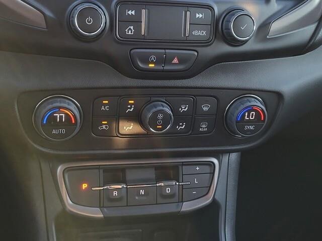 Used 2023 GMC Terrain AT4 image 37