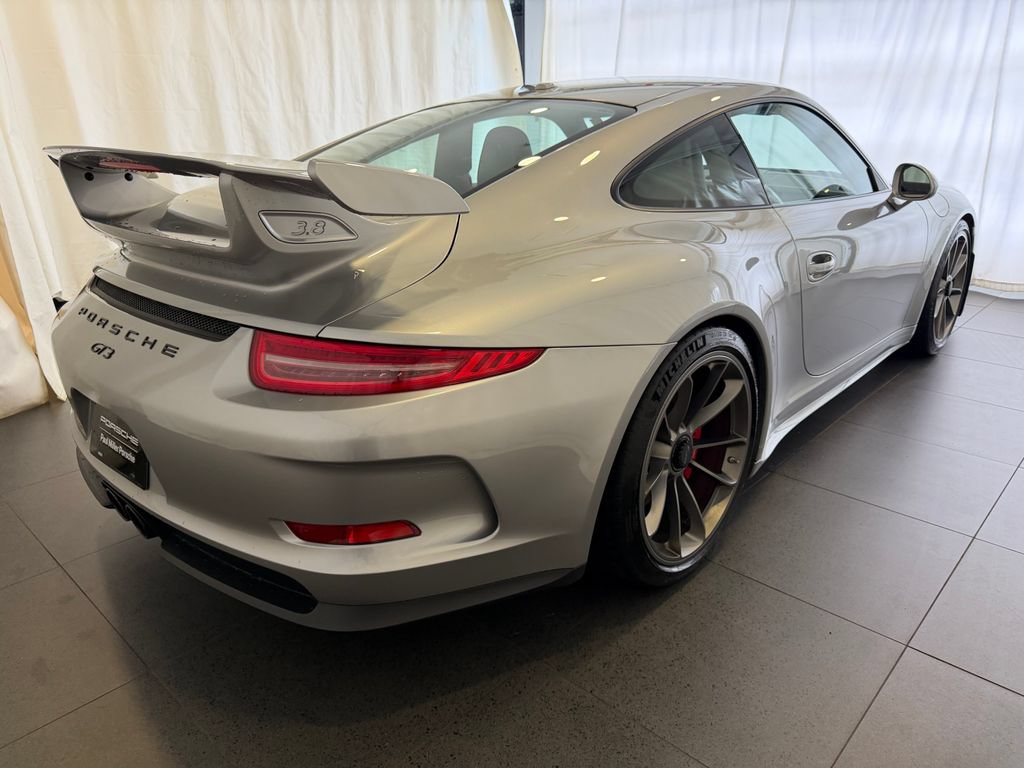 Certified 2015 Porsche 911 GT3 RWD image 9