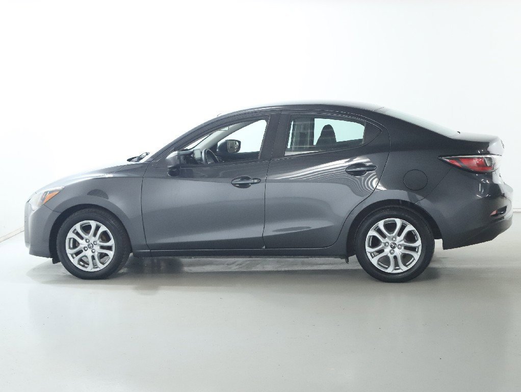 Used 2018 Toyota Yaris iA image 38