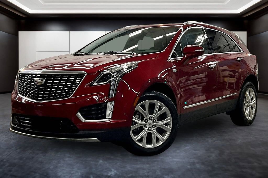 Used 2020 Cadillac XT5 Premium Luxury FWD image 3