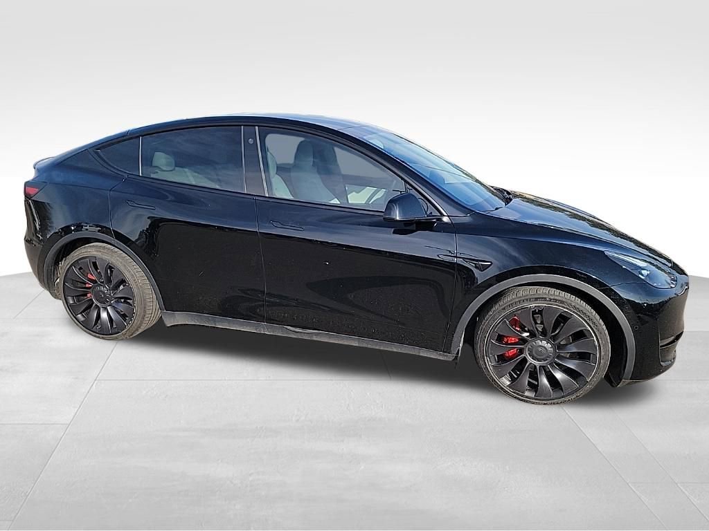 Used 2022 Tesla Model Y Performance image 21