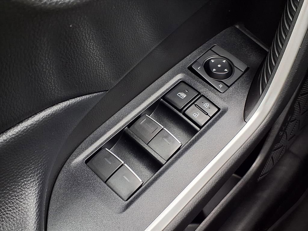 Used 2022 Toyota RAV4 XLE w/ Convenience Package image 22