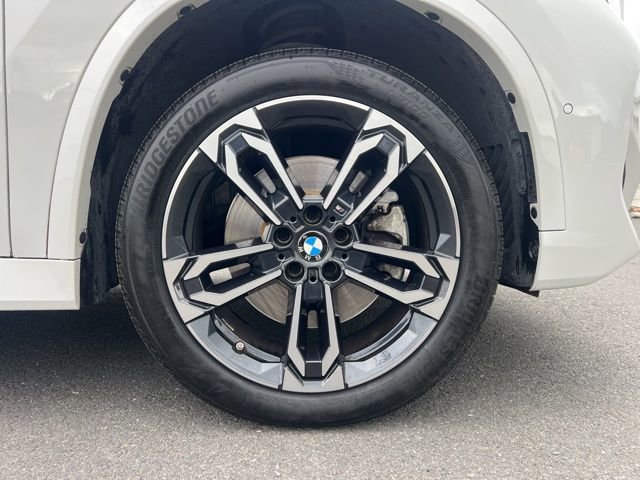 Used 2023 BMW X1 xDrive28i w/ Premium Package image 3