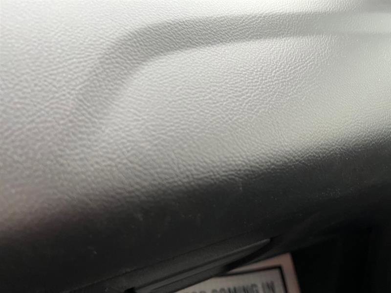 Used 2015 Ford Focus SE w/ Equipment Group 201A FWD image 19