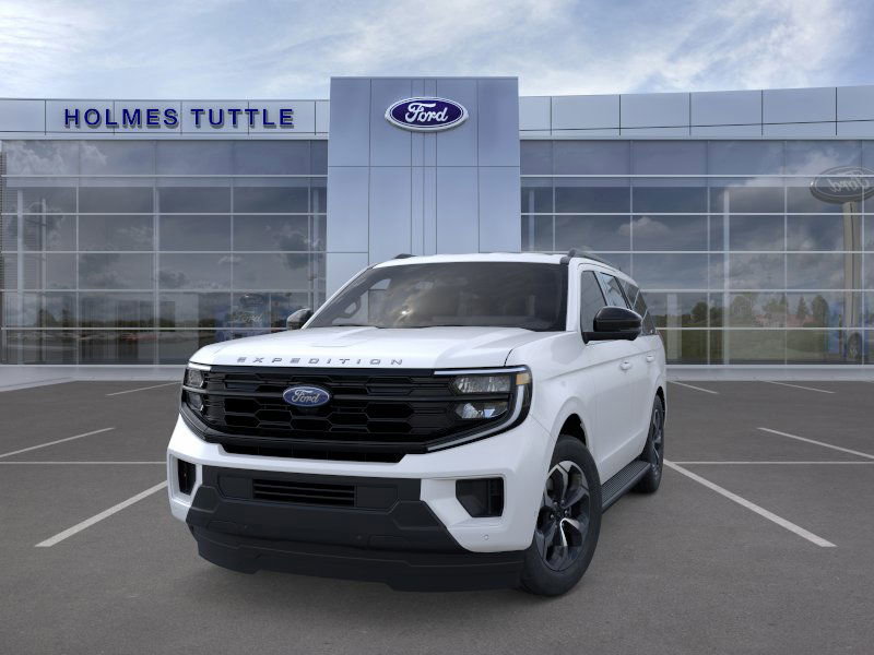 New 2026 Ford Expedition Active image 2