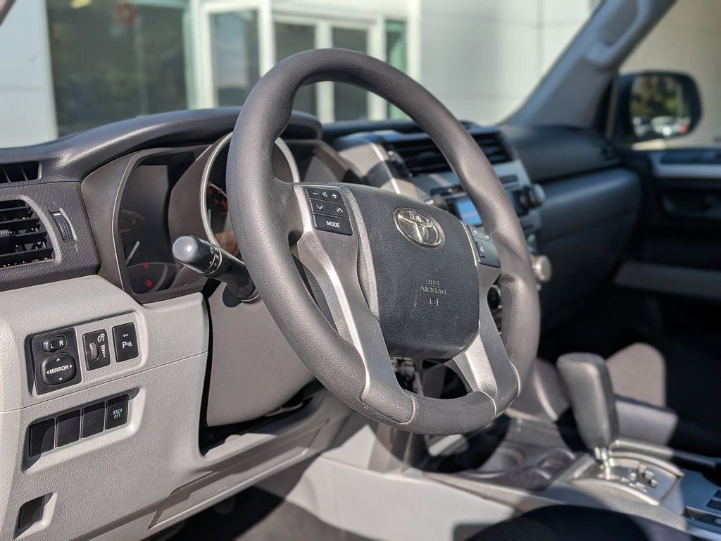 Used 2010 Toyota 4Runner SR5 image 10