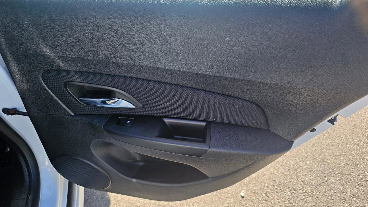 Used 2014 Chevrolet Cruze LTZ w/ RS Package FWD image 18