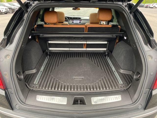 Used 2020 Cadillac XT5 Premium Luxury w/ LPO, Floor Liner Package AWD/4WD image 23