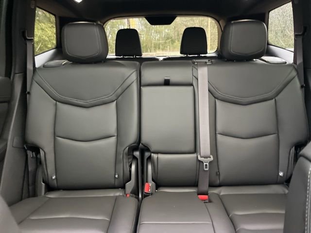 New 2025 Cadillac XT6 Luxury image 39
