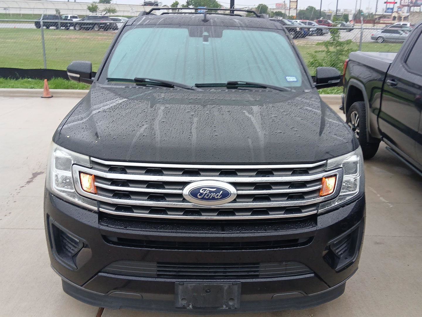 Used 2020 Ford Expedition Max XLT w/ Equipment Group 202A image 4