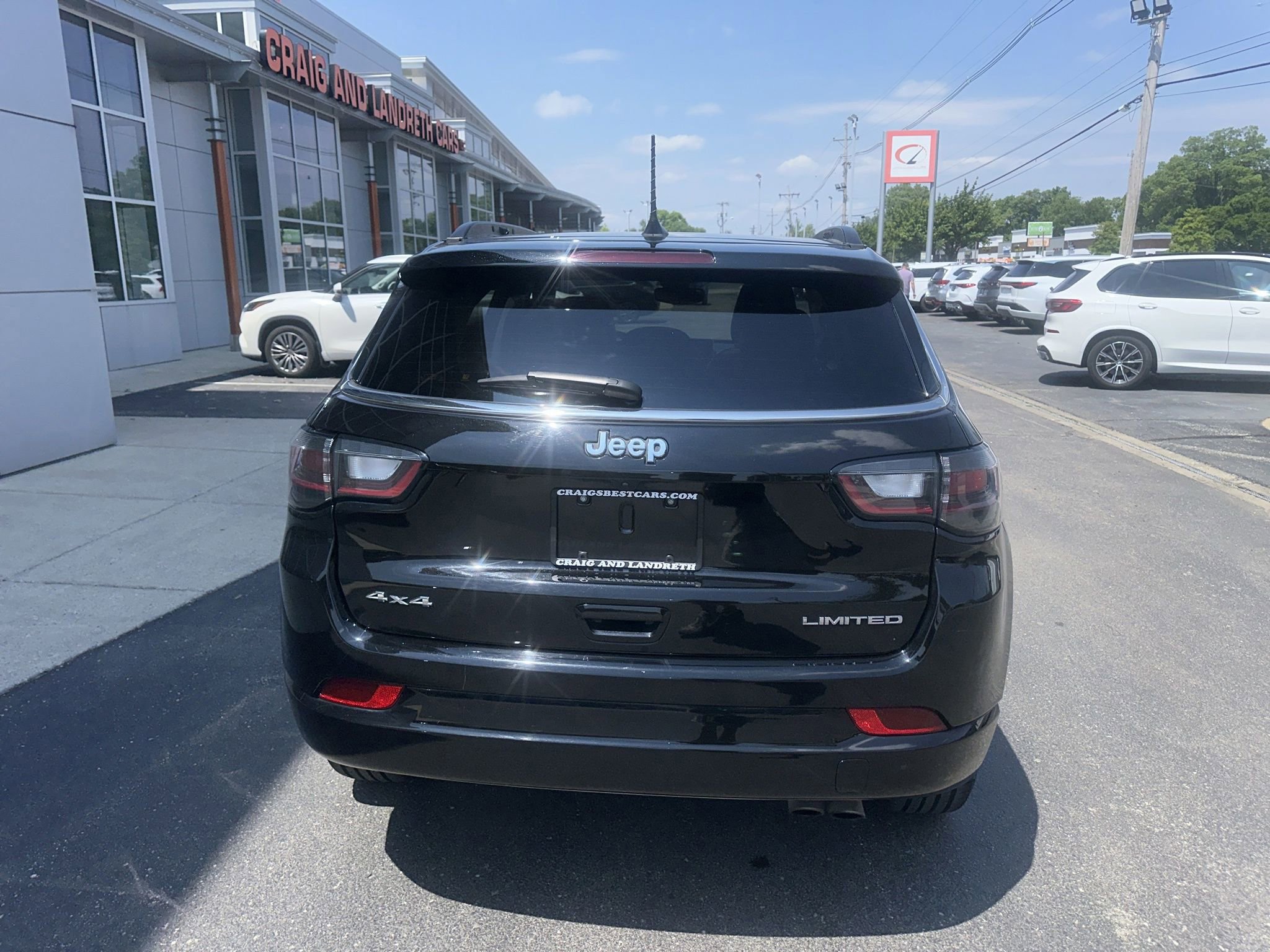 Used 2022 Jeep Compass Limited w/ Elite Group AWD/4WD image 6
