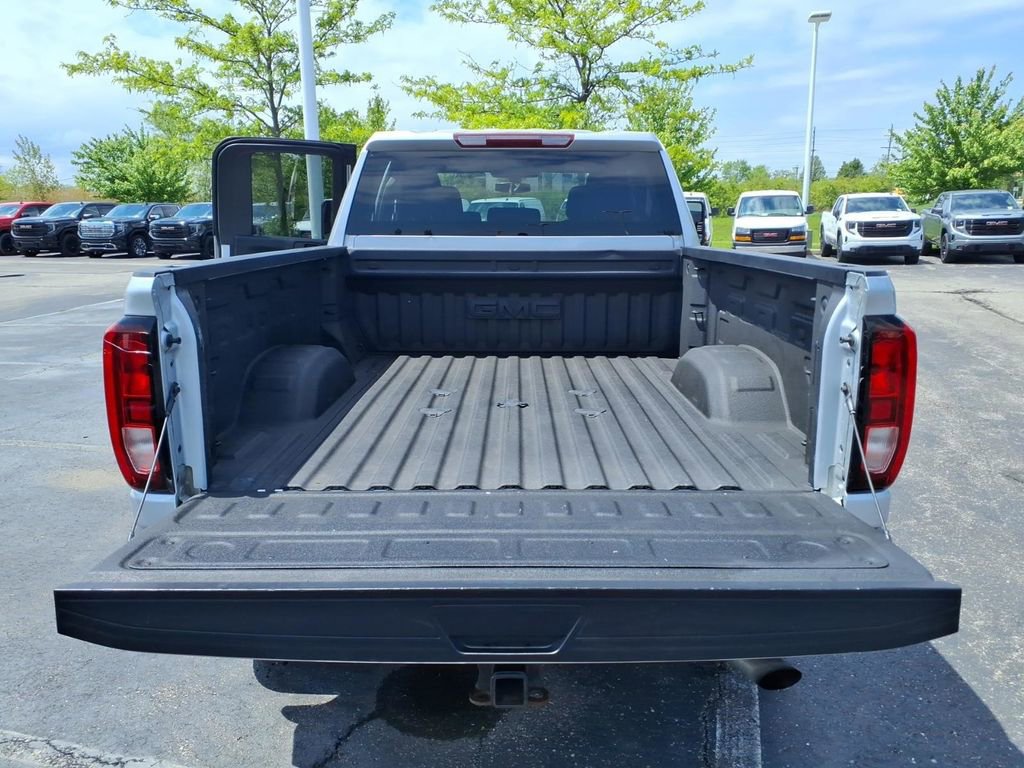 Certified 2022 GMC Sierra 2500 Pro w/ Gooseneck/5TH Wheel Package AWD/4WD image 12