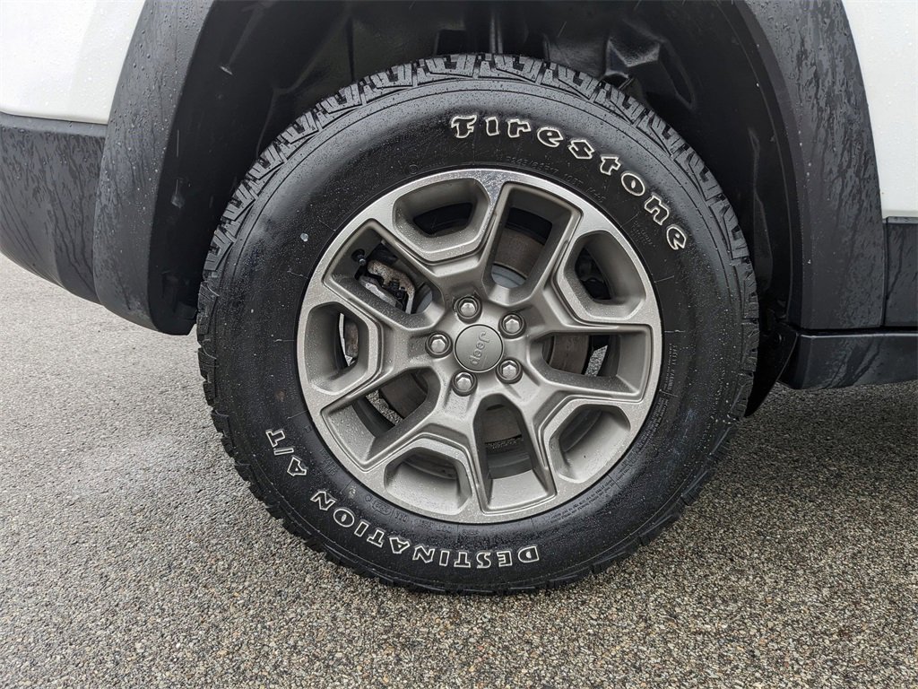 Used 2022 Jeep Cherokee Trailhawk image 29