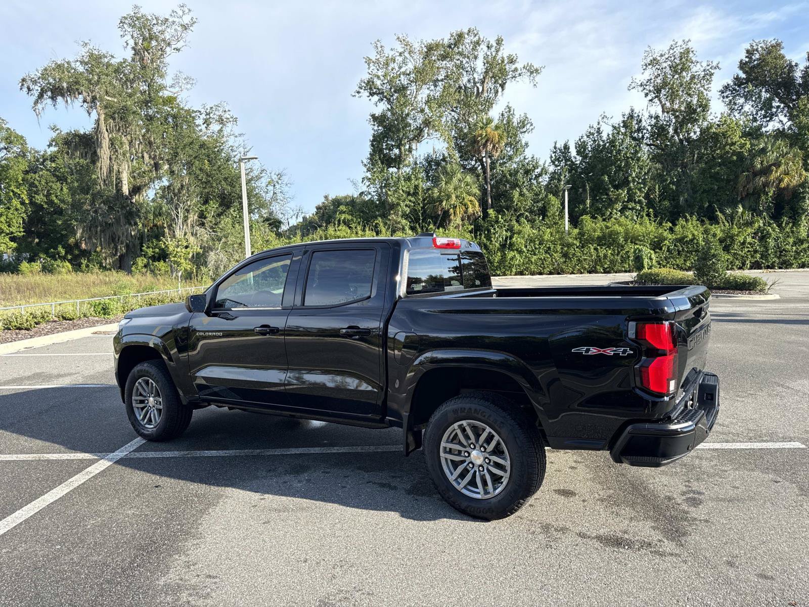 Used 2026 Chevrolet Colorado LT w/ LT Convenience Package AWD/4WD image 5