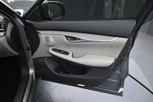 Used 2023 INFINITI QX50 Luxe w/ Accent Package FWD image 35