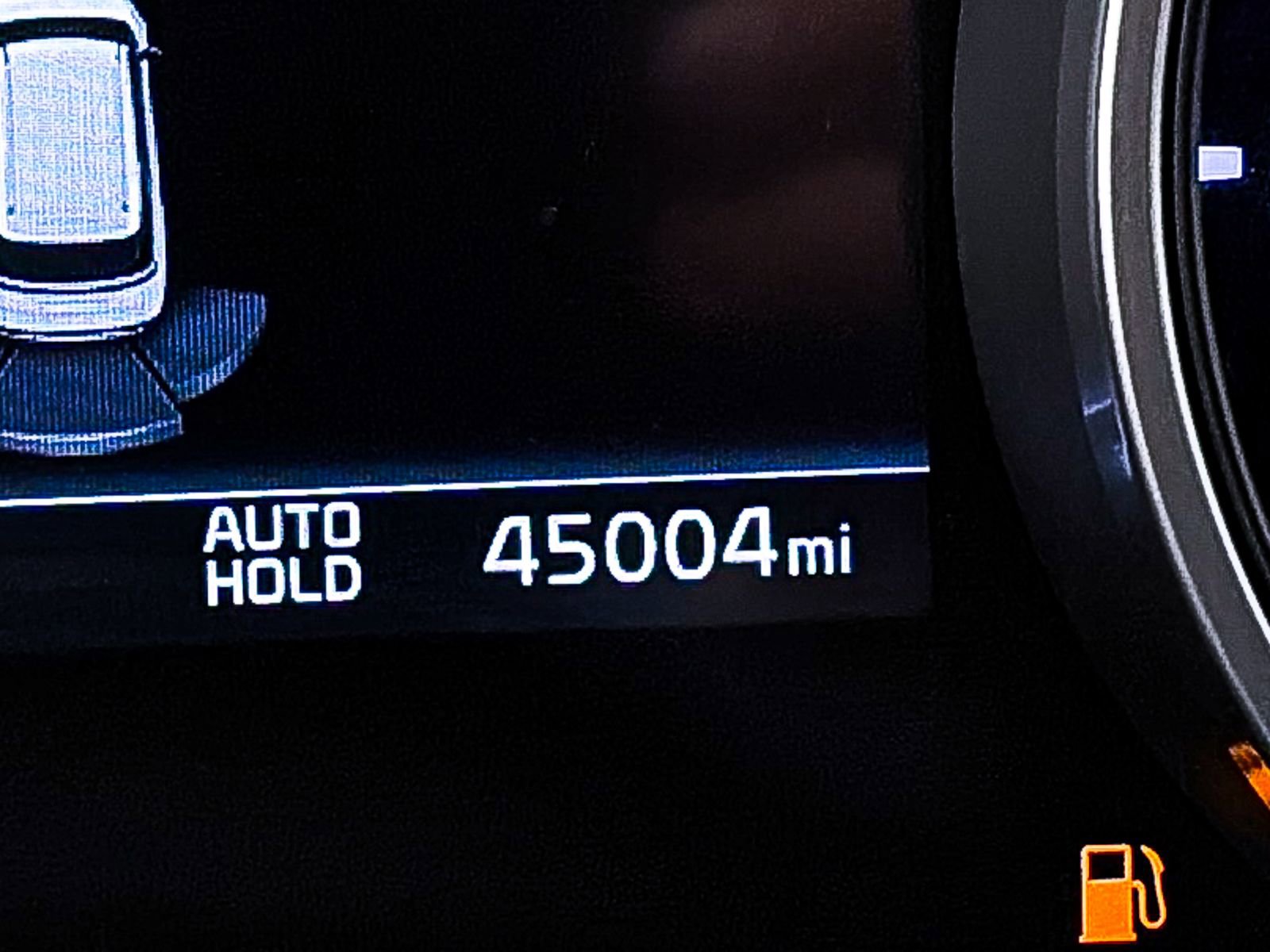 Used 2024 Kia Carnival LX image 29