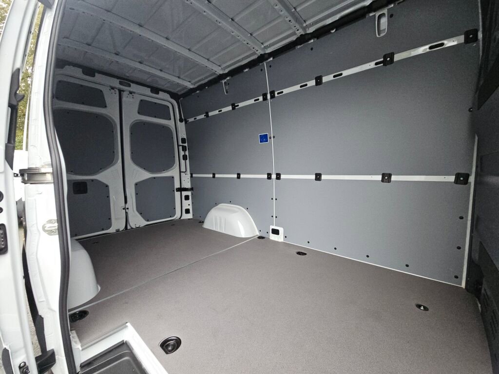 New 2025 Mercedes-Benz Sprinter 2500 image 16