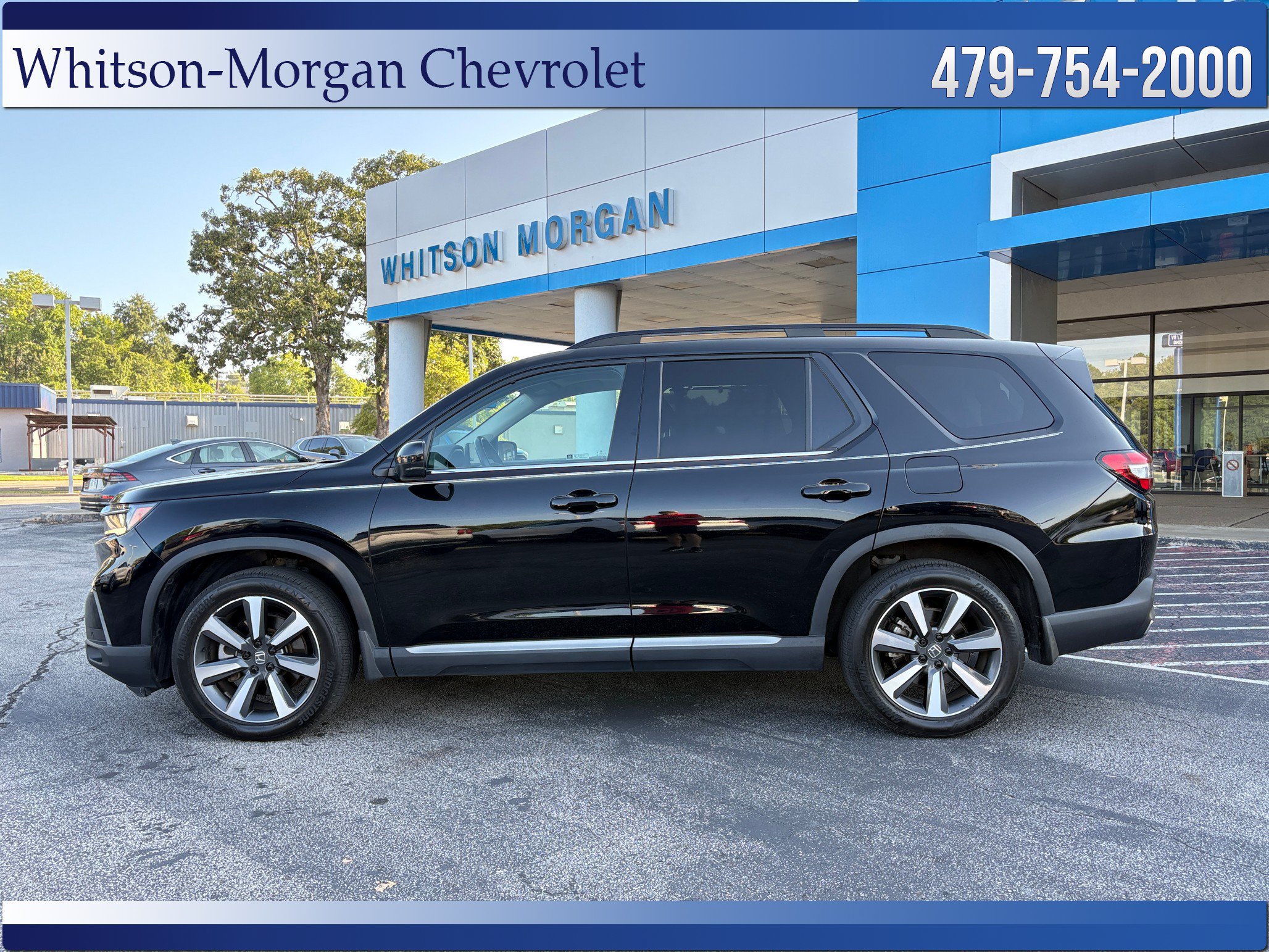 Used 2023 Honda Pilot Touring image 8