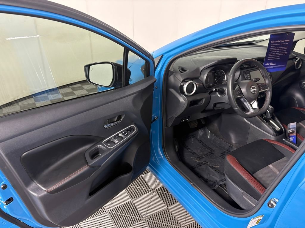 Used 2025 Nissan Versa SR w/ Trunk Package image 13