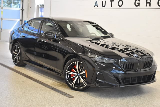 New 2027 BMW 550e xDrive w/ Executive Package