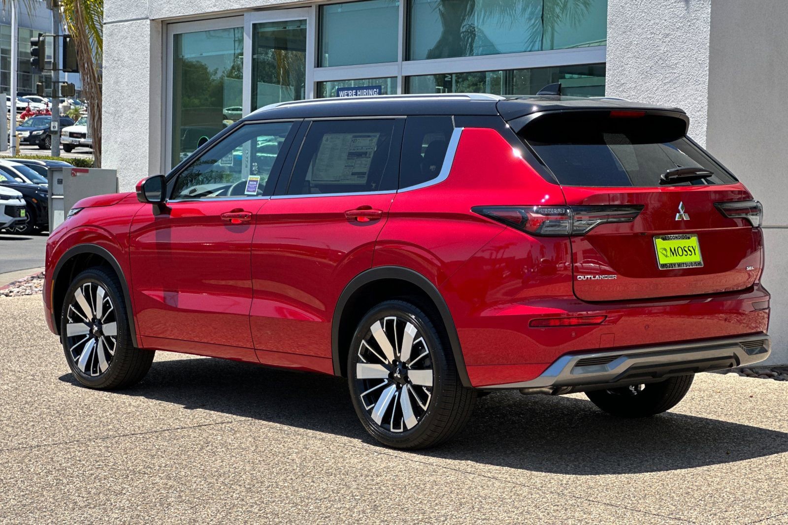 New 2025 Mitsubishi Outlander SEL image 6