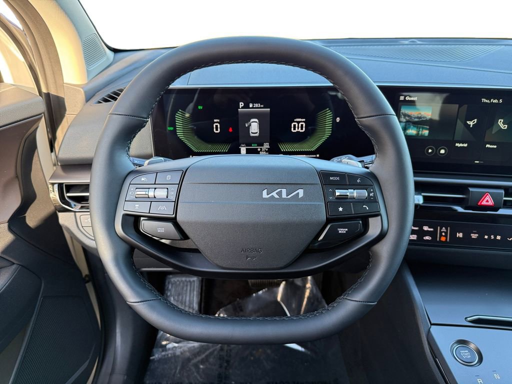 Used 2026 Kia Sportage EX w/ EX Panoramic Sunroof Package image 12