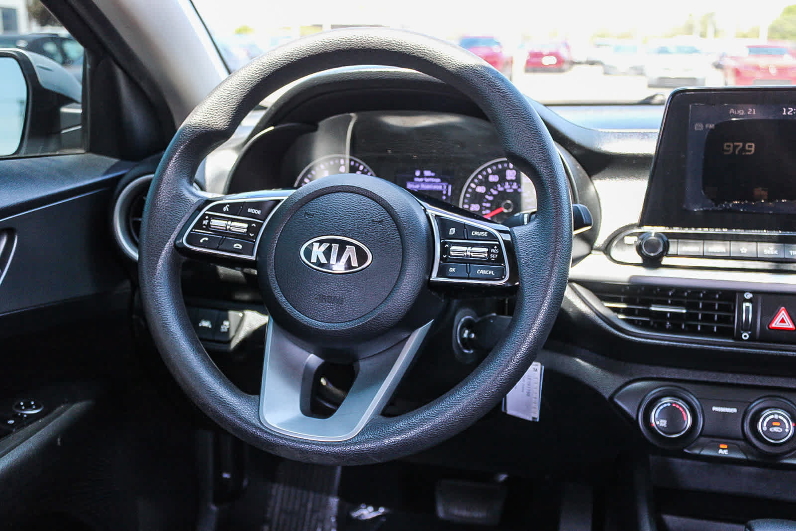 Used 2020 Kia Forte LXS FWD image 15