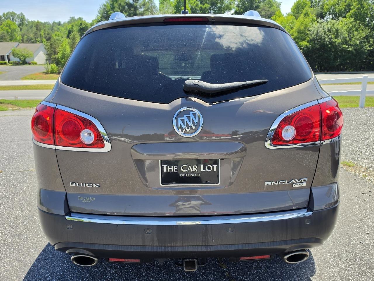 Used 2011 Buick Enclave CXL FWD image 5