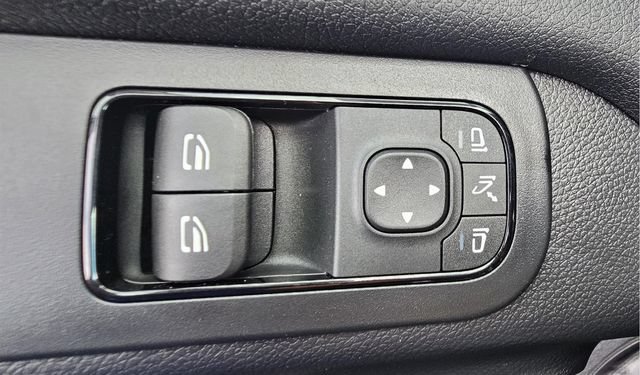 New 2026 Mercedes-Benz Sprinter 2500 image 23