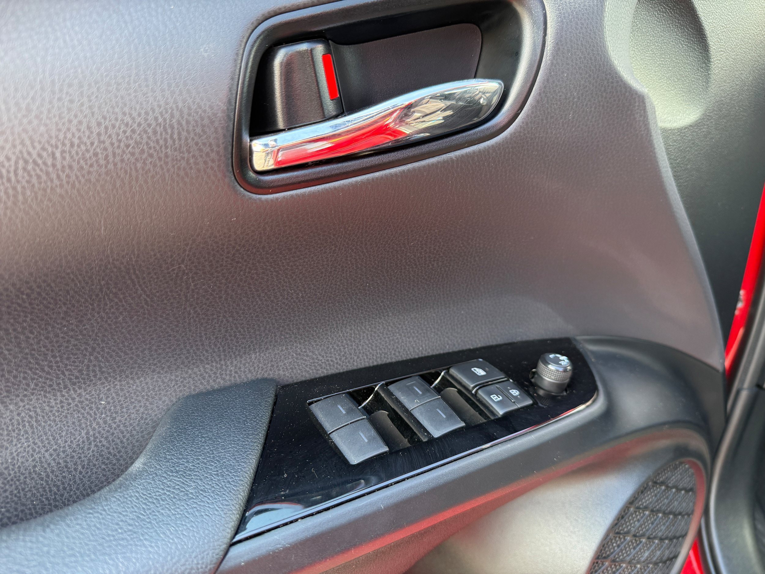 Certified 2020 Toyota Prius Prime LE w/ Carpet Mat Package FWD image 36