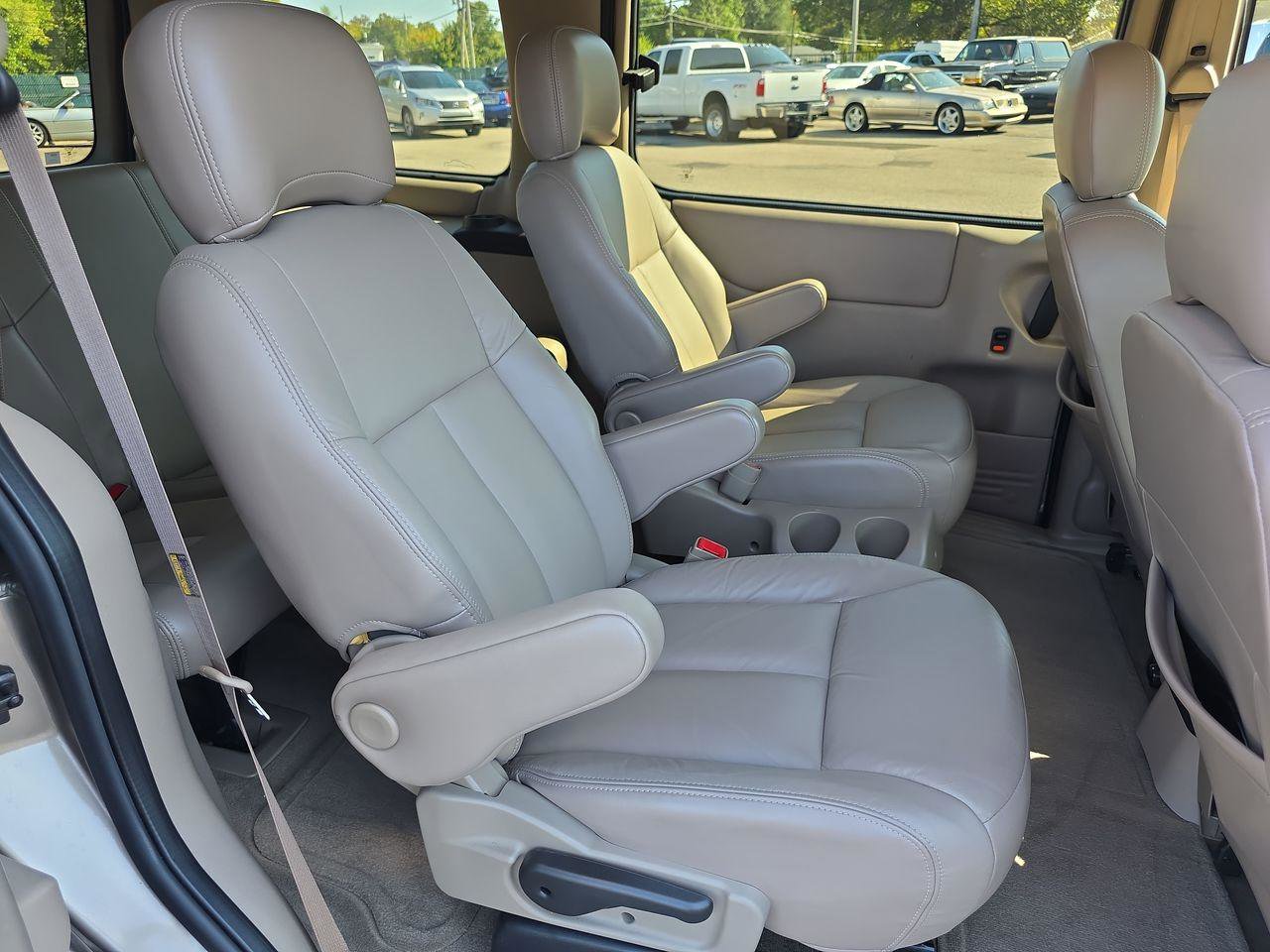 Used 2003 Oldsmobile Silhouette GLS image 7