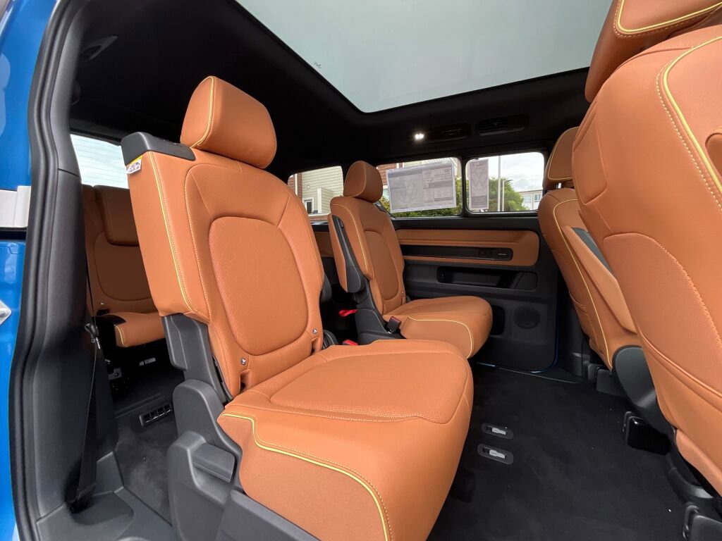 New 2025 Volkswagen ID. Buzz Pro S Plus image 14