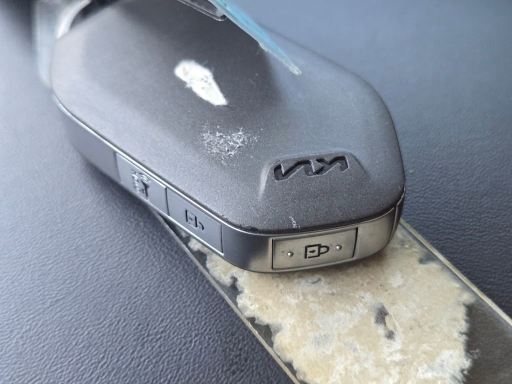 Certified 2024 Kia Telluride LX AWD/4WD image 32