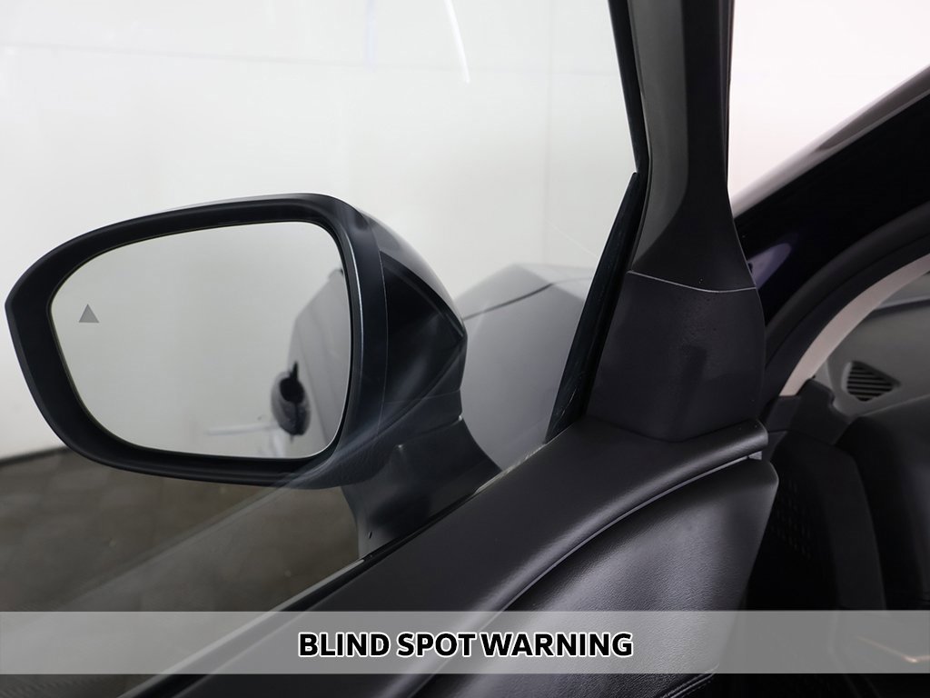 Used 2023 Nissan Ariya FWD image 5