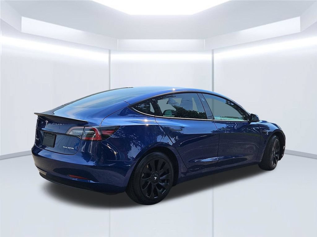 Used 2022 Tesla Model 3 Long Range AWD/4WD image 4