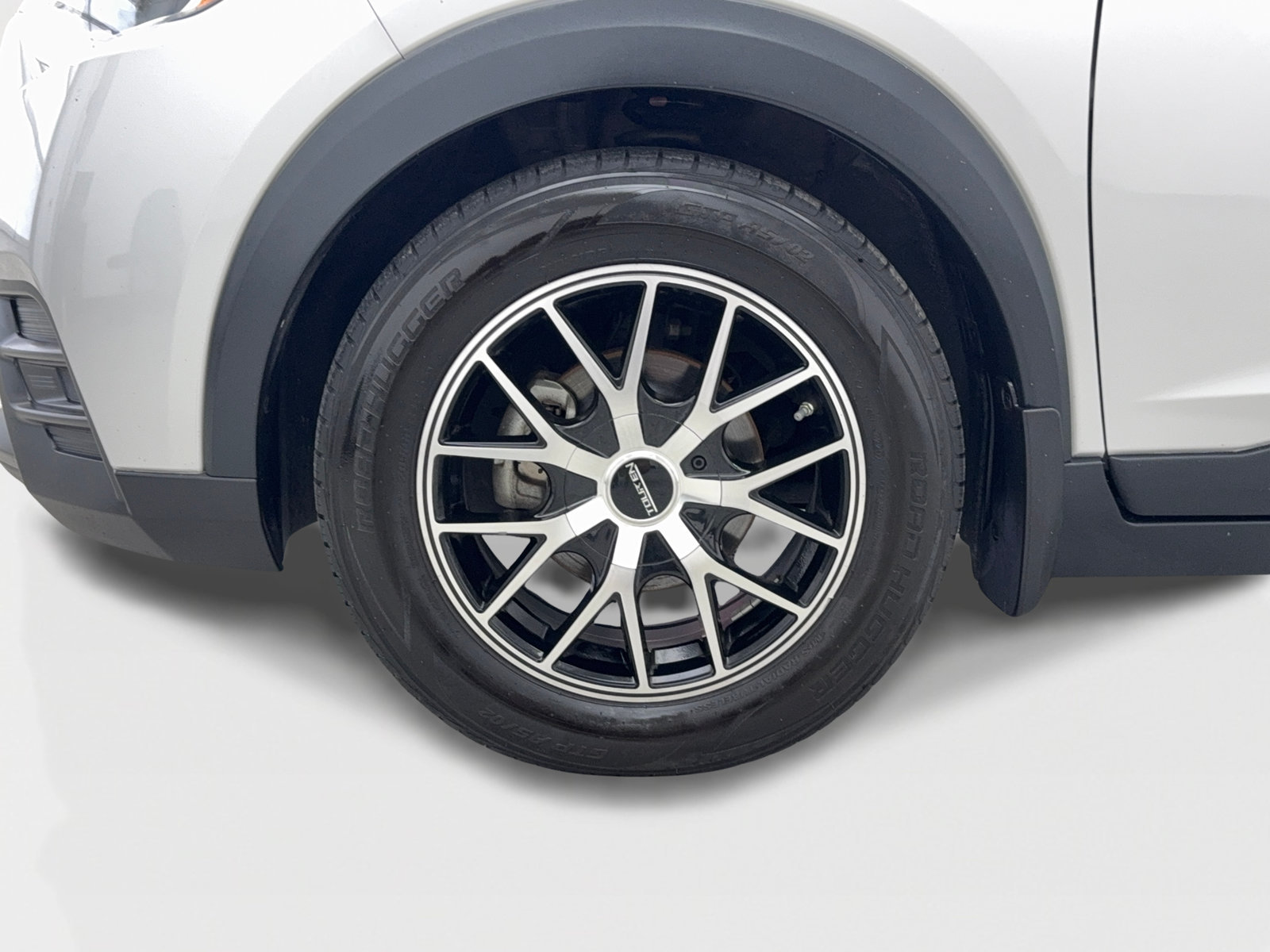 Used 2020 Nissan Kicks S FWD image 50