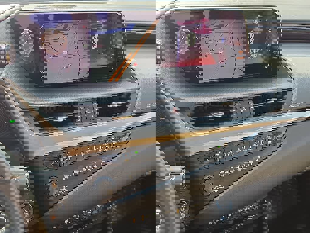 Used 2020 Lexus ES 350 w/ Luxury Package image 14