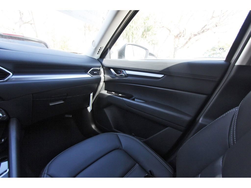 New 2025 MAZDA CX-5 AWD 2.5 S w/ Preferred Package image 9
