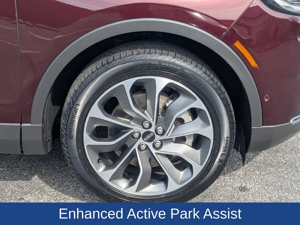 Used 2023 Lincoln Nautilus Reserve w/ Equipment Group 201A image 11