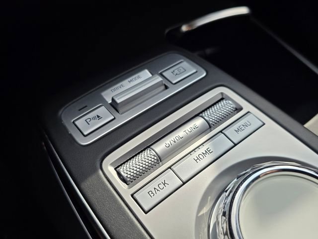 Used 2025 Genesis GV70 2.5T image 32