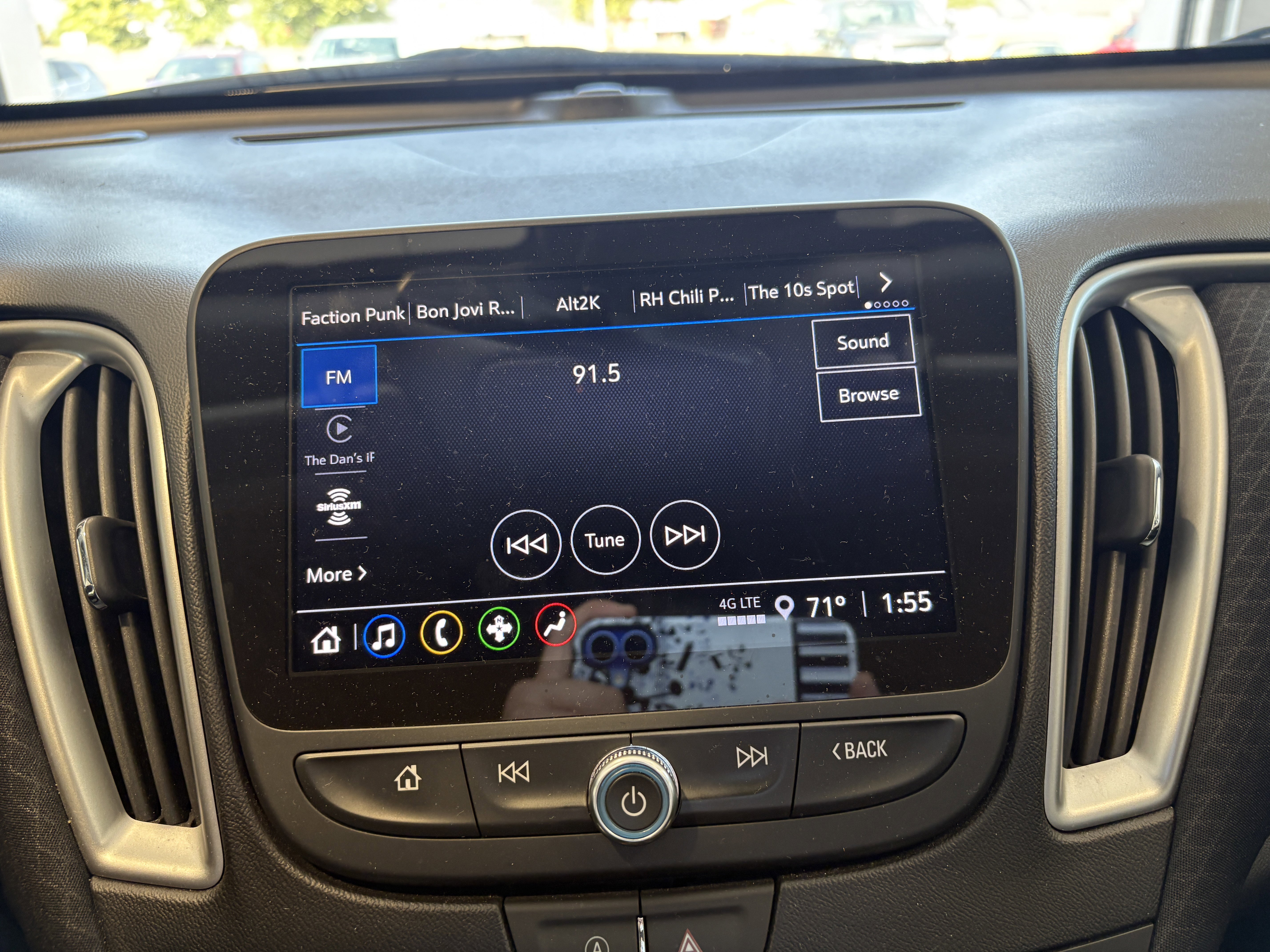 Used 2024 Chevrolet Malibu LT image 16