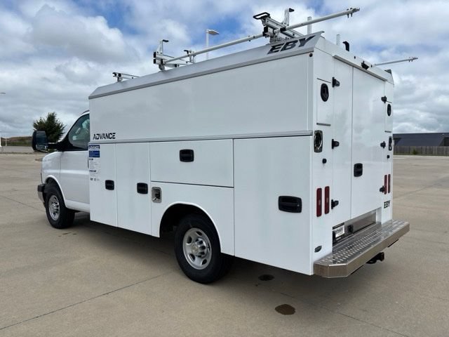 New 2026 Chevrolet Express 3500 w/ Power Convenience Package RWD image 32
