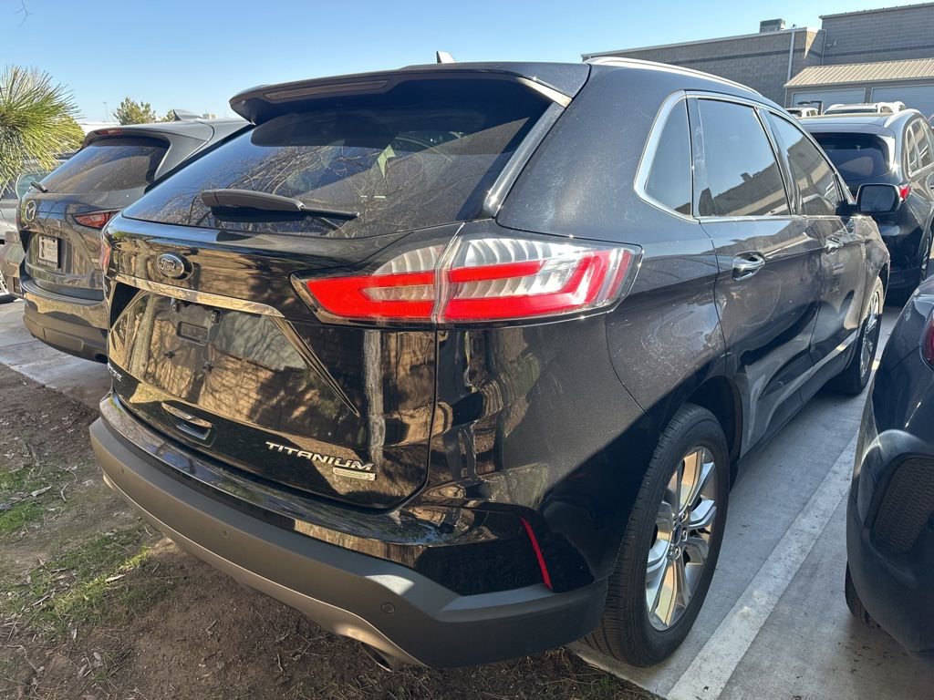 Used 2020 Ford Edge Titanium image 4