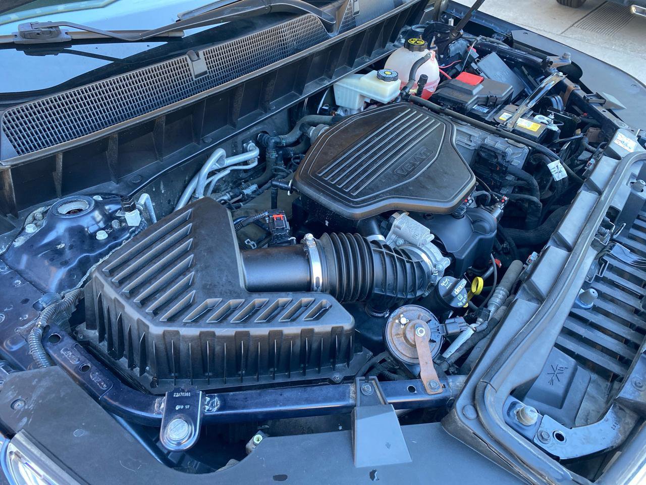 Used 2017 GMC Acadia SLE AWD/4WD image 40