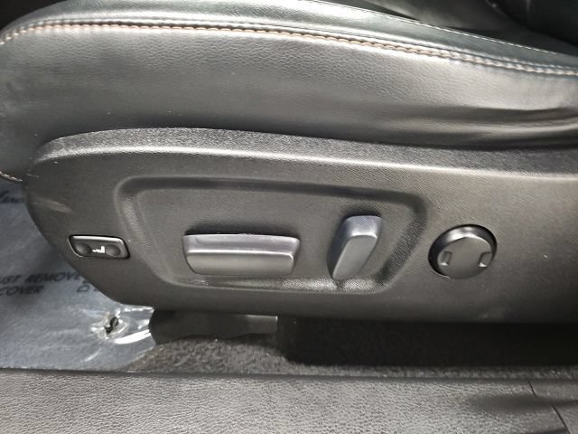 Used 2016 Toyota Highlander XLE AWD/4WD image 15