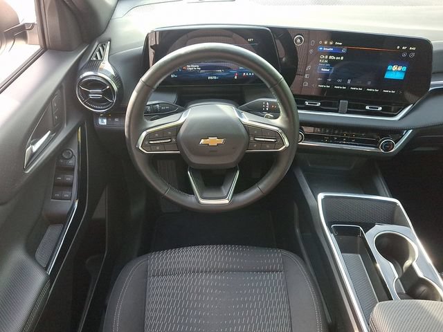 Used 2025 Chevrolet Equinox LT FWD image 11